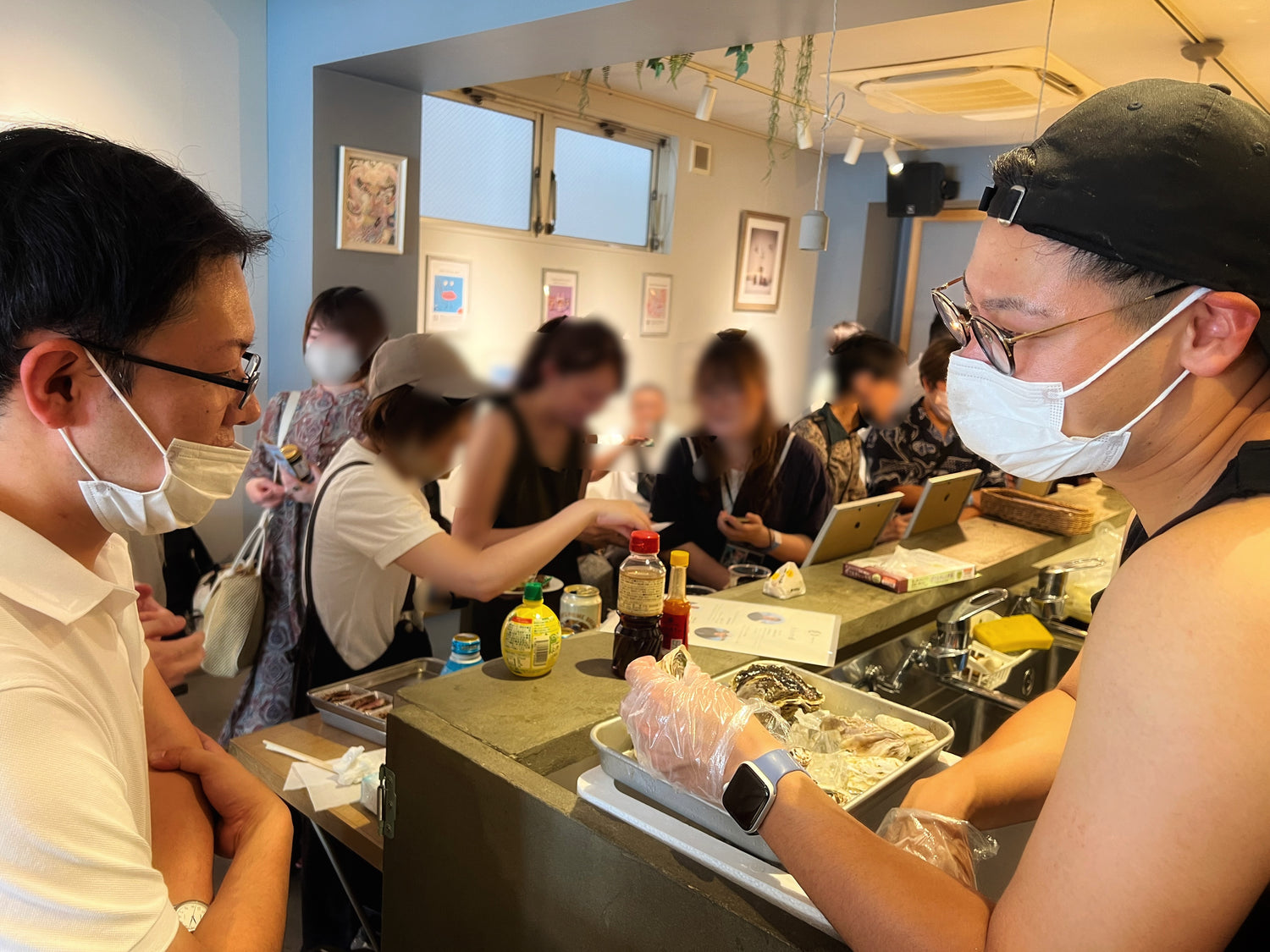 NFT展示会と牡蠣の試食会