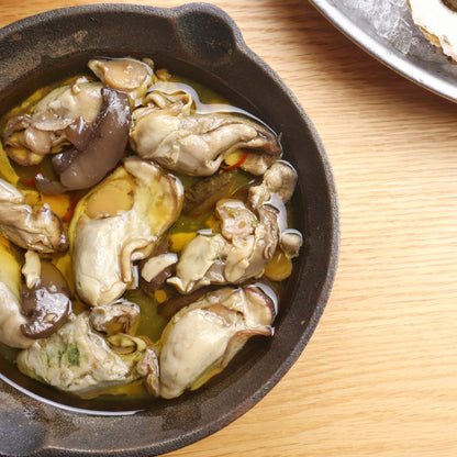 牡蠣の王国　カキタベタイ　牡蠣のオリーブオイル漬け　にんにく　マッシュルーム